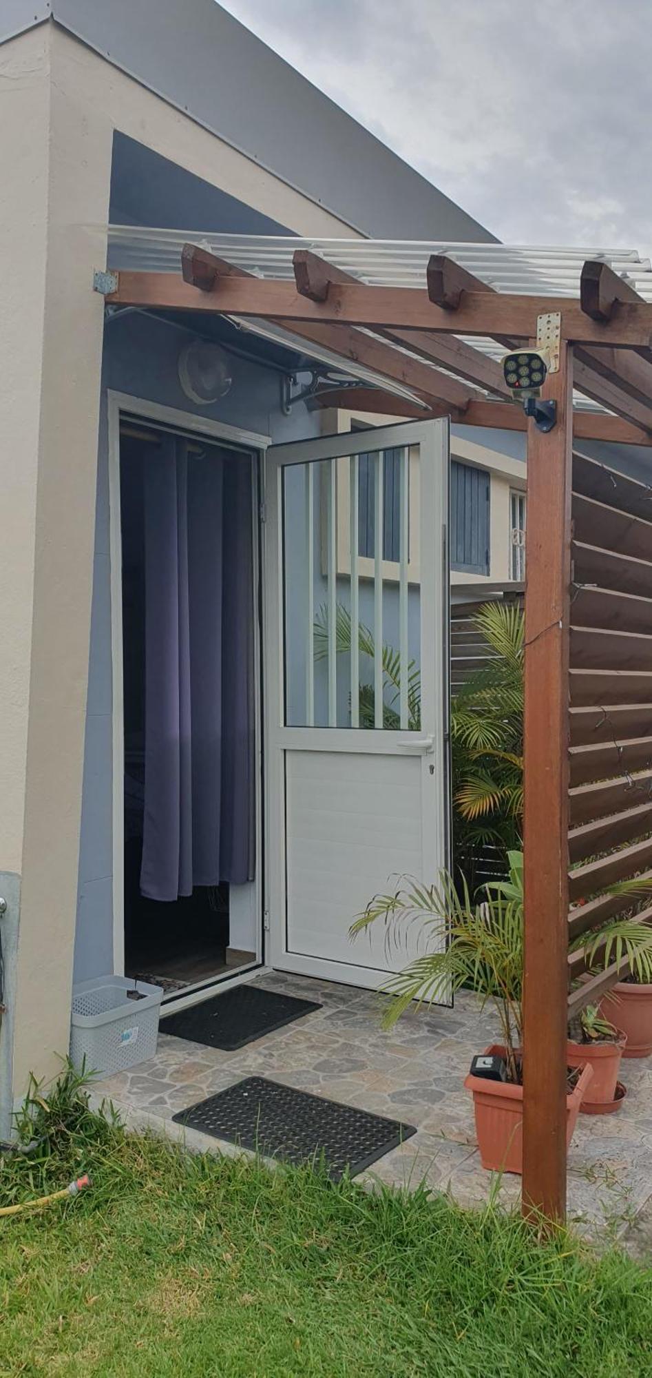 Meuble Chez Gilbert Apartamento Le Tampon Exterior foto
